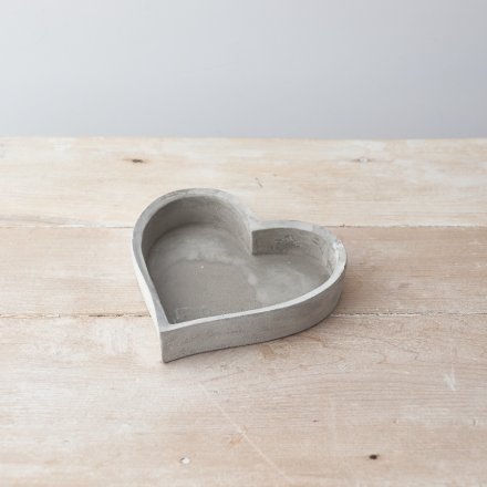 Thornley Medium Heart-Shaped Cement Tray